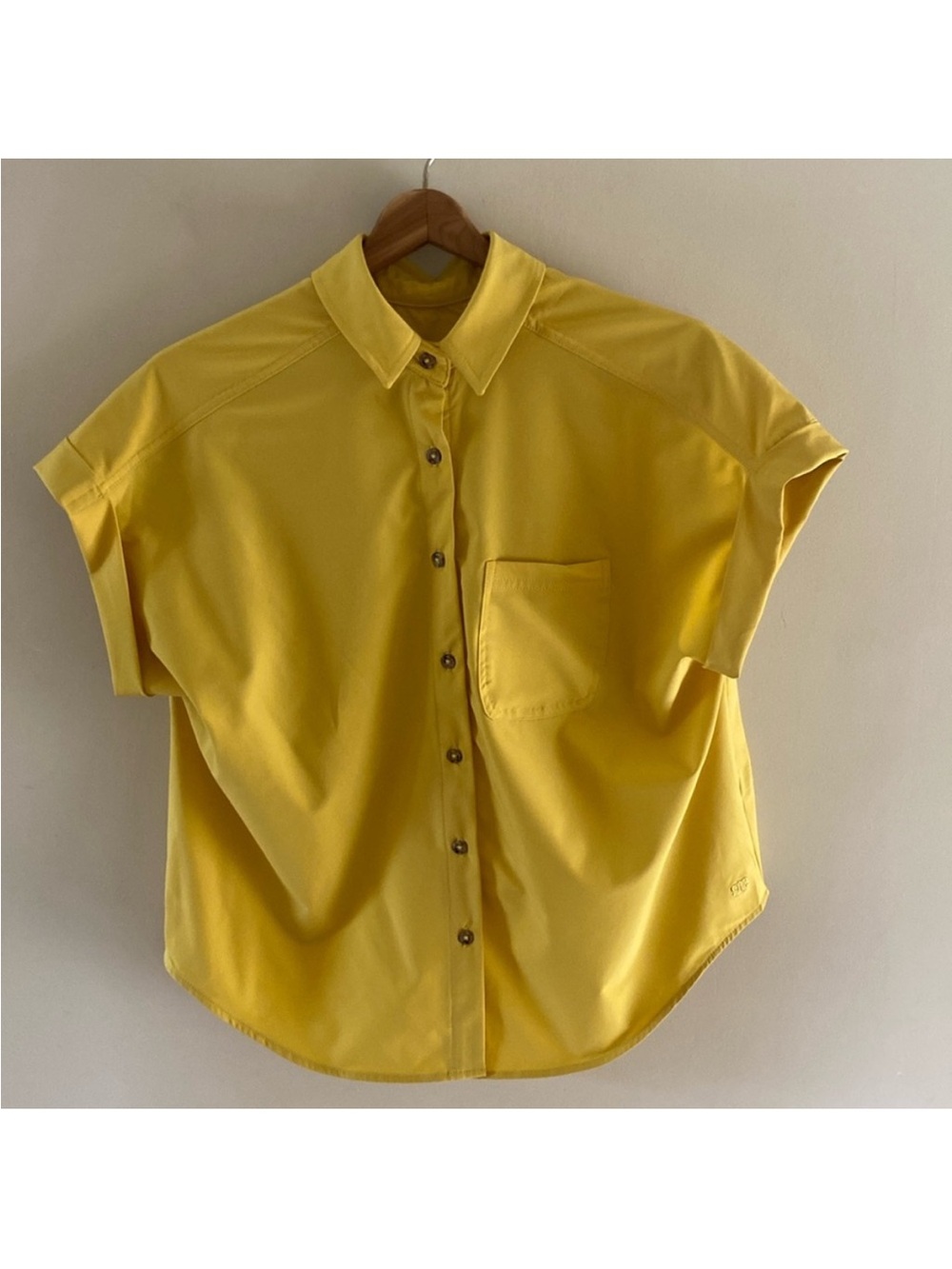 Albion Bright Yellow Button-Up Short Sleeve Shirt small